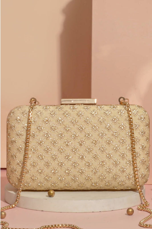AMYRA - Inaya box clutch- Gold