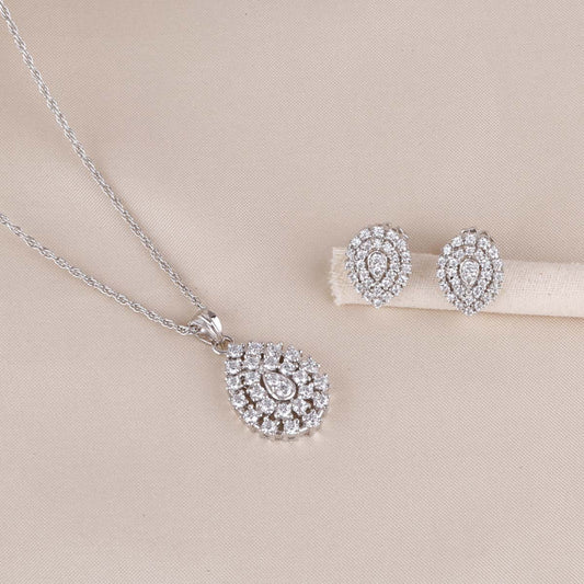 Dishita Pendant Set