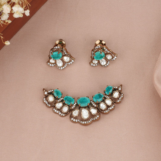 Smithaa Victorian Pendant Set
