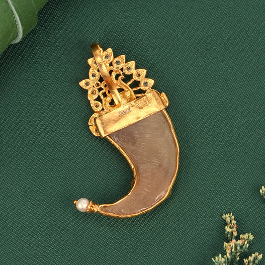 Yazhira Stone Pendant