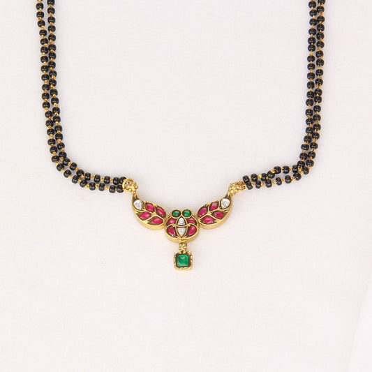 Srinikha Kundan Chain