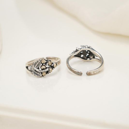 Srinitha Oxidised Toe Ring