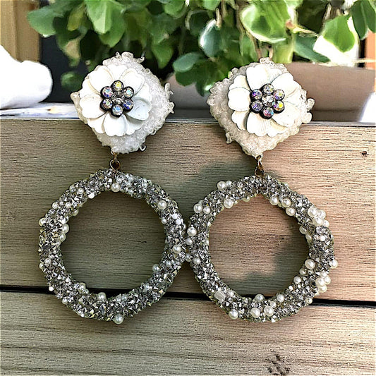 Light Weight Fancy Earrings White Earrings Ear Rings Earrings party Trincket Jewellry Jewelry Jewellery