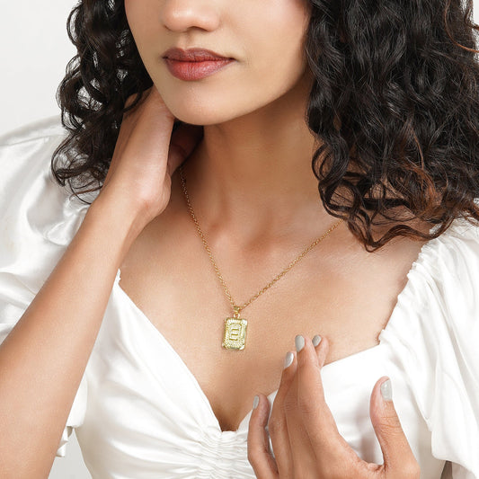 Daze Alphabet E Necklace
