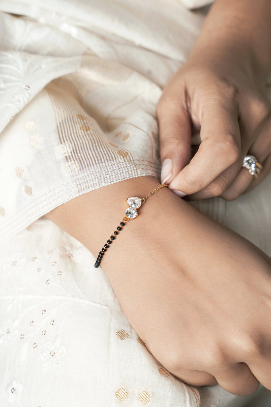 Saanvi Dual Diamond Solitaire Mangalsutra Bracelet