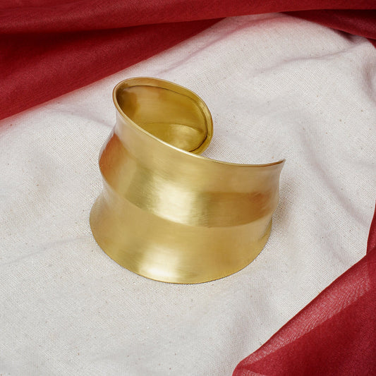 Teejh Aishwarya Gold Cuff Bracelet
