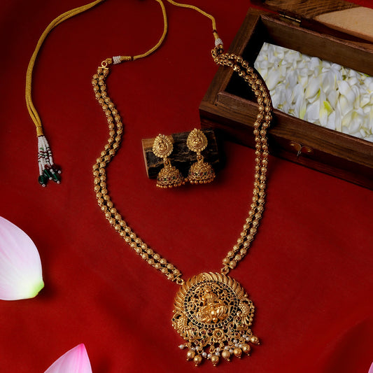 Teejh Aditi Gold Necklace Set