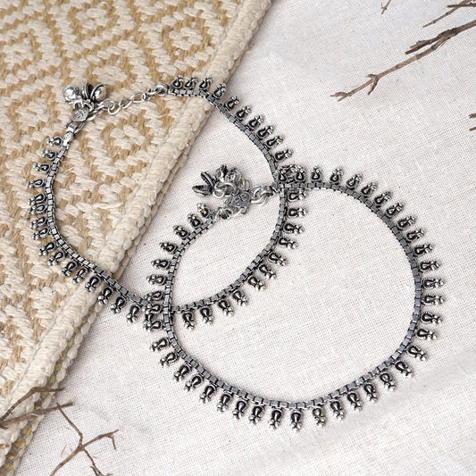 Teejh Hamsa Silver Oxidised Ghungroo Anklet
