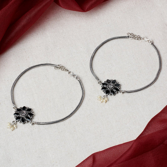 Teejh Veeradedvi Blue Silver Oxidised Anklet
