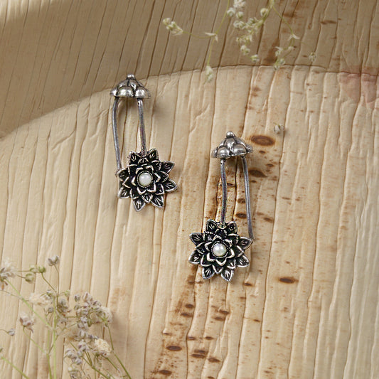 Teejh Ridhima White Stone Silver Oxidsed Clip On Bugadi