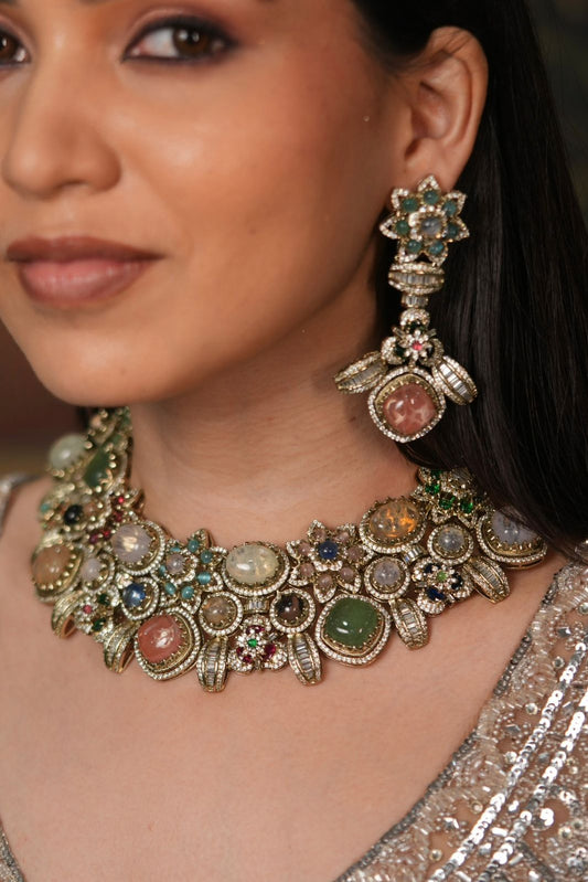 Artsy Sabhya Heavy Multicoloured Gemstone Set | GemZ