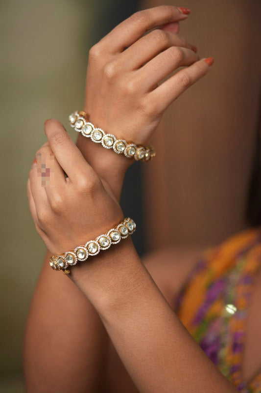 Classic Single Line Round Moissanite Bangle Set