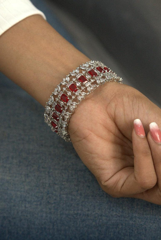 Harjot Thick Bangle - Red
