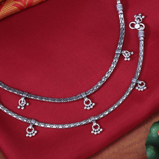 Lisha Oxidised Anklets