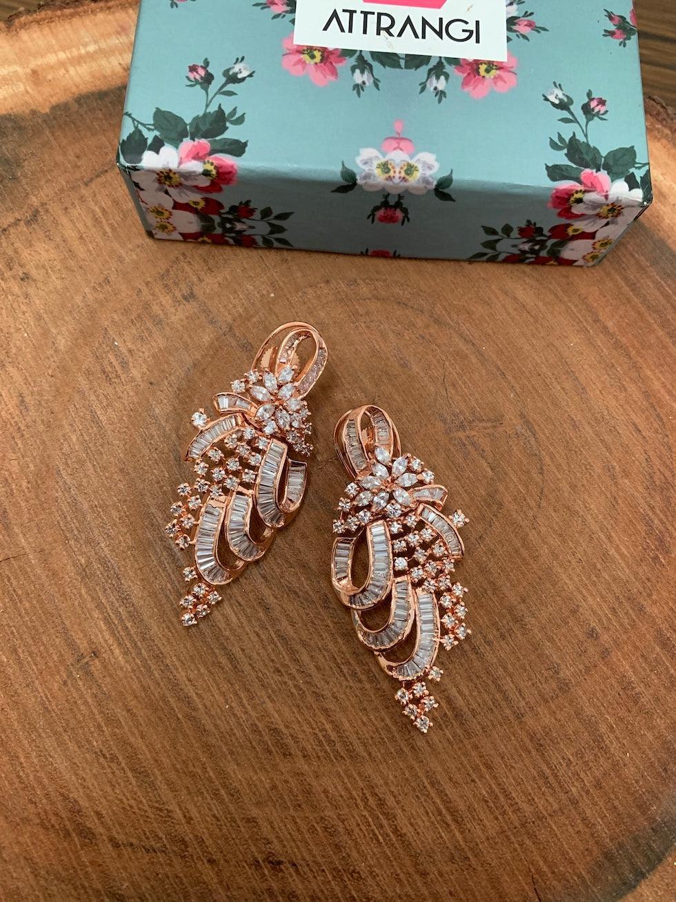 Bouquet Stiff Earrings - Attrangi