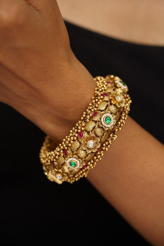 Suneri Openable Thick Gold Kada | Sone Pe Suhaga Collection - Attrangi