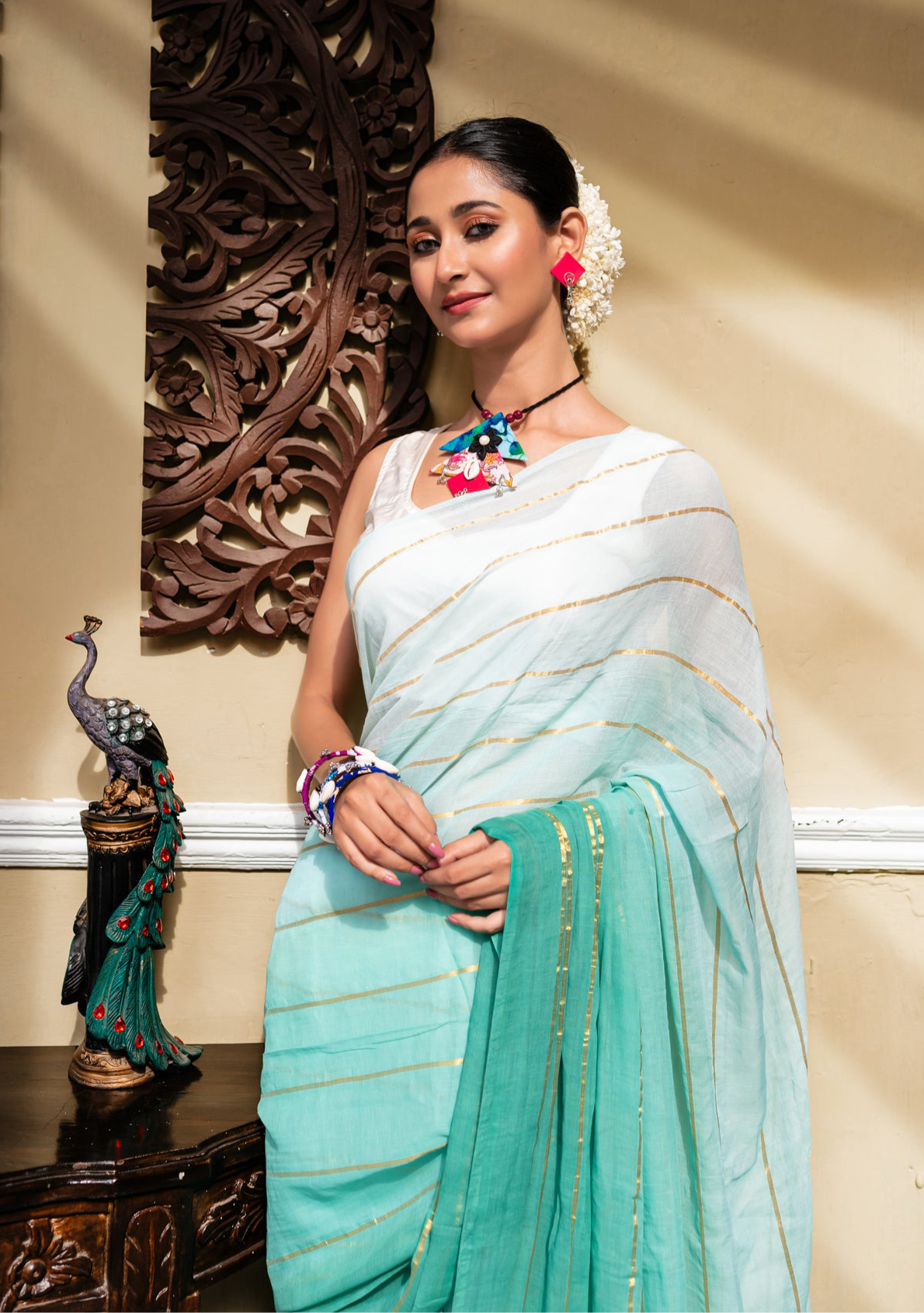 Mul Cotton Saree With Green Ombre Tones Zari