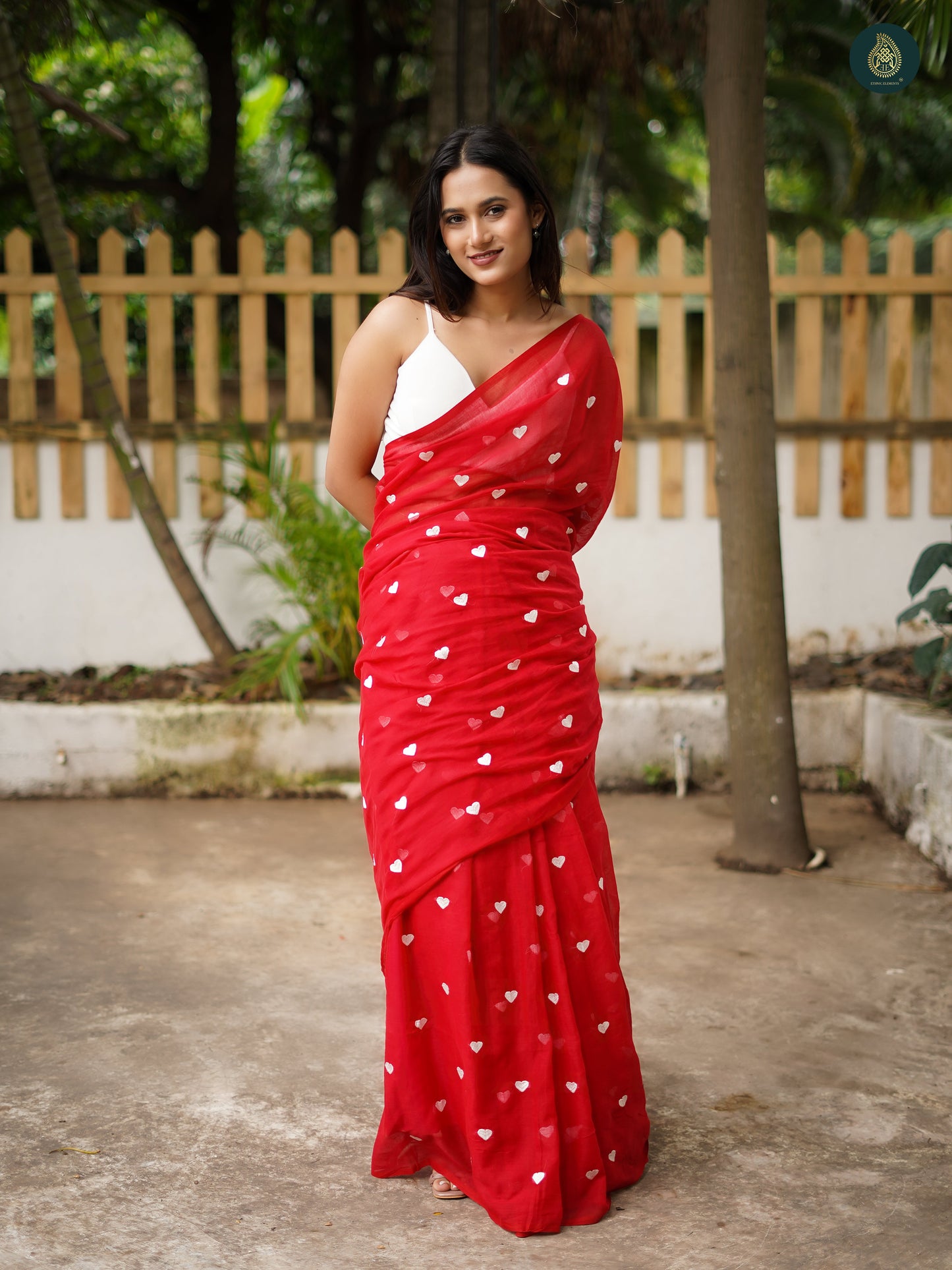 Mul Cotton Heart Embroidered Saree - Red