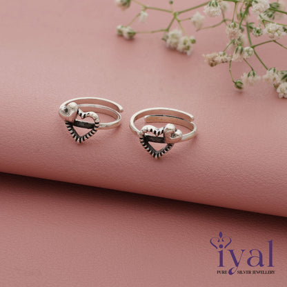 Exotic Heart oxidized adjustable Silver Toering