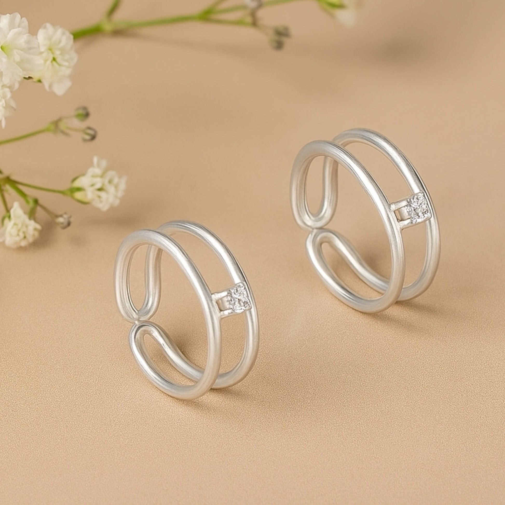 Silver toe ring