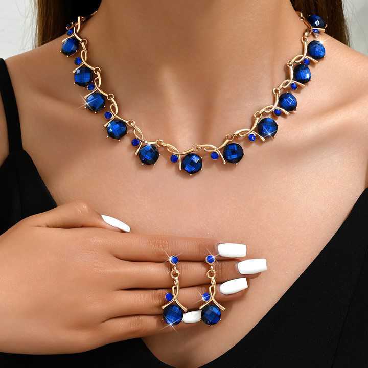 Arabic Design Gold Plated Blue Rhinestone Earrings Necklace Se