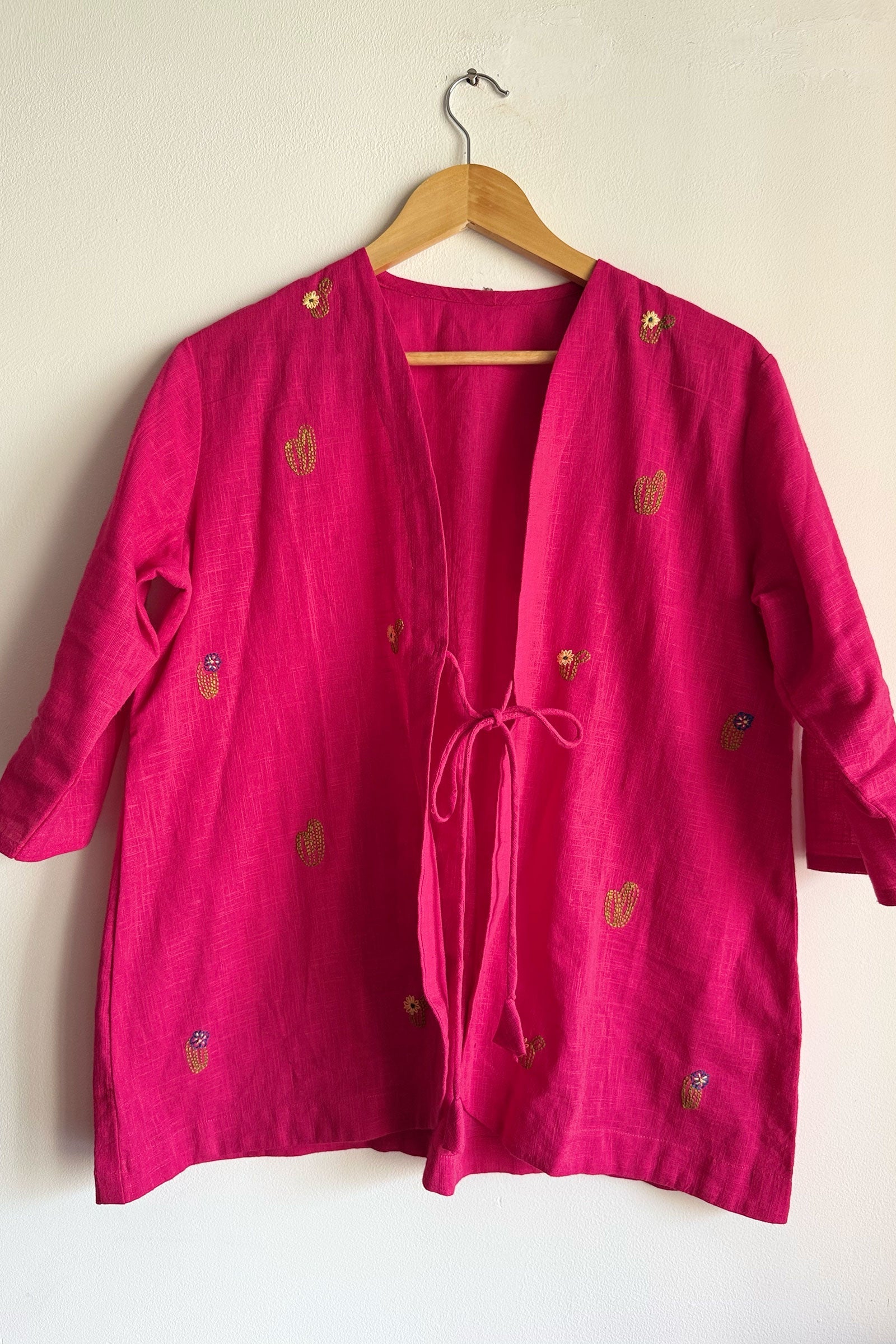 Gulaabo Cactus Shrug