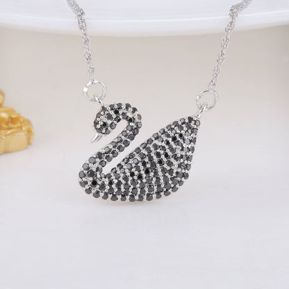Black Swan Pendant Set