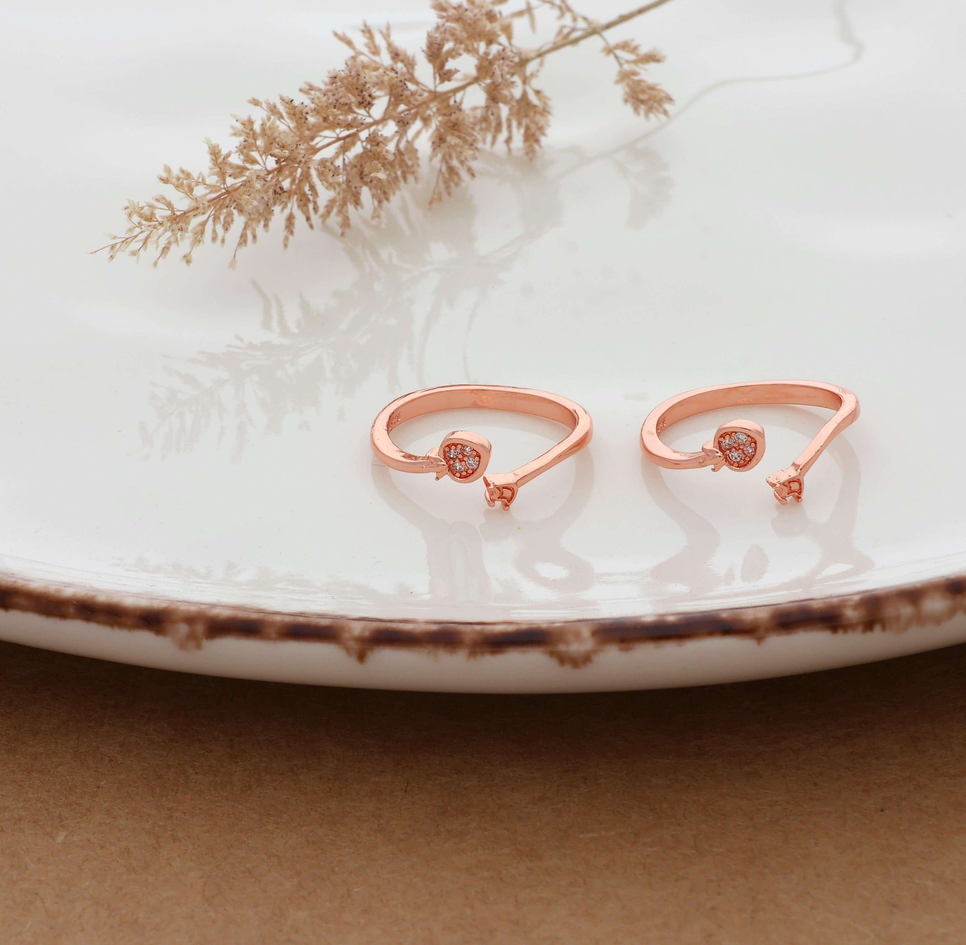 Appealing Rose Gold Silver Adjustable Toe Ring