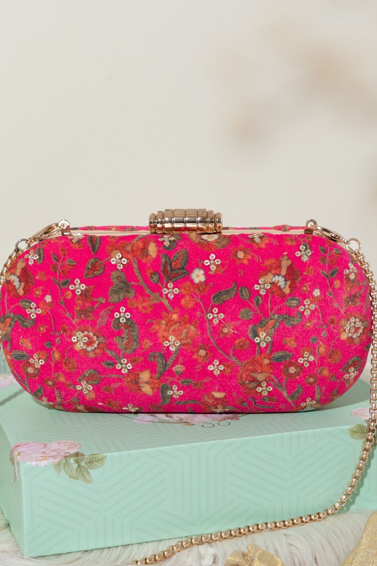 AMYRA - Eva Capsule Clutch- Pink