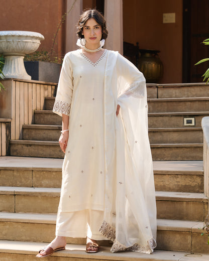 Sera Off White Embroidered Chanderi Suit Set