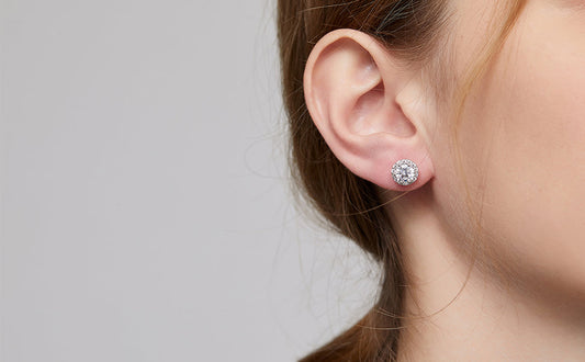 Premium Quality Silver Plated Round Micro Zircon Stone Stud Earring for Woman and Girls