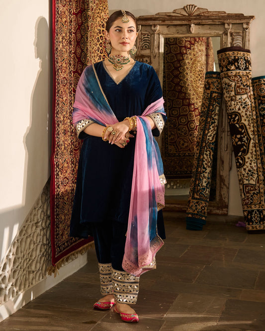 Amodini Blue Solid Velvet Suit Set