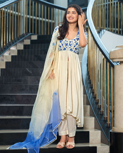 Rivaayat Off White Embroidered Georgette Suit Set
