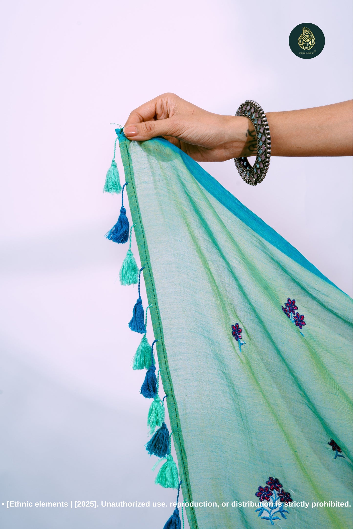 Gulzar - Mul Mul Cotton Solid Saree - Teal Mist