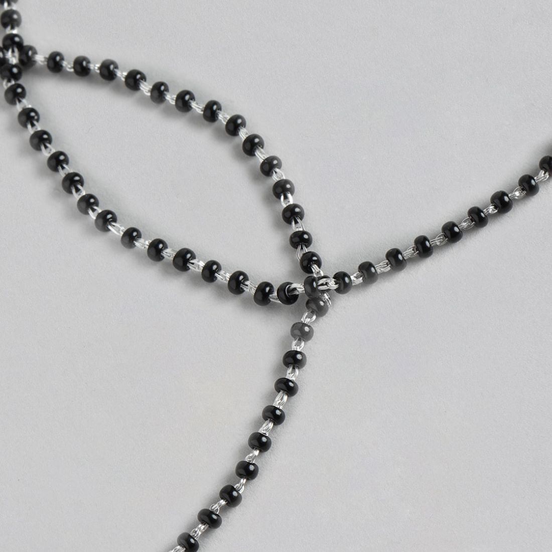 Women's 925 Sterling Silver anklet featuring delicate black beads on a fine silver chain – Zavya
