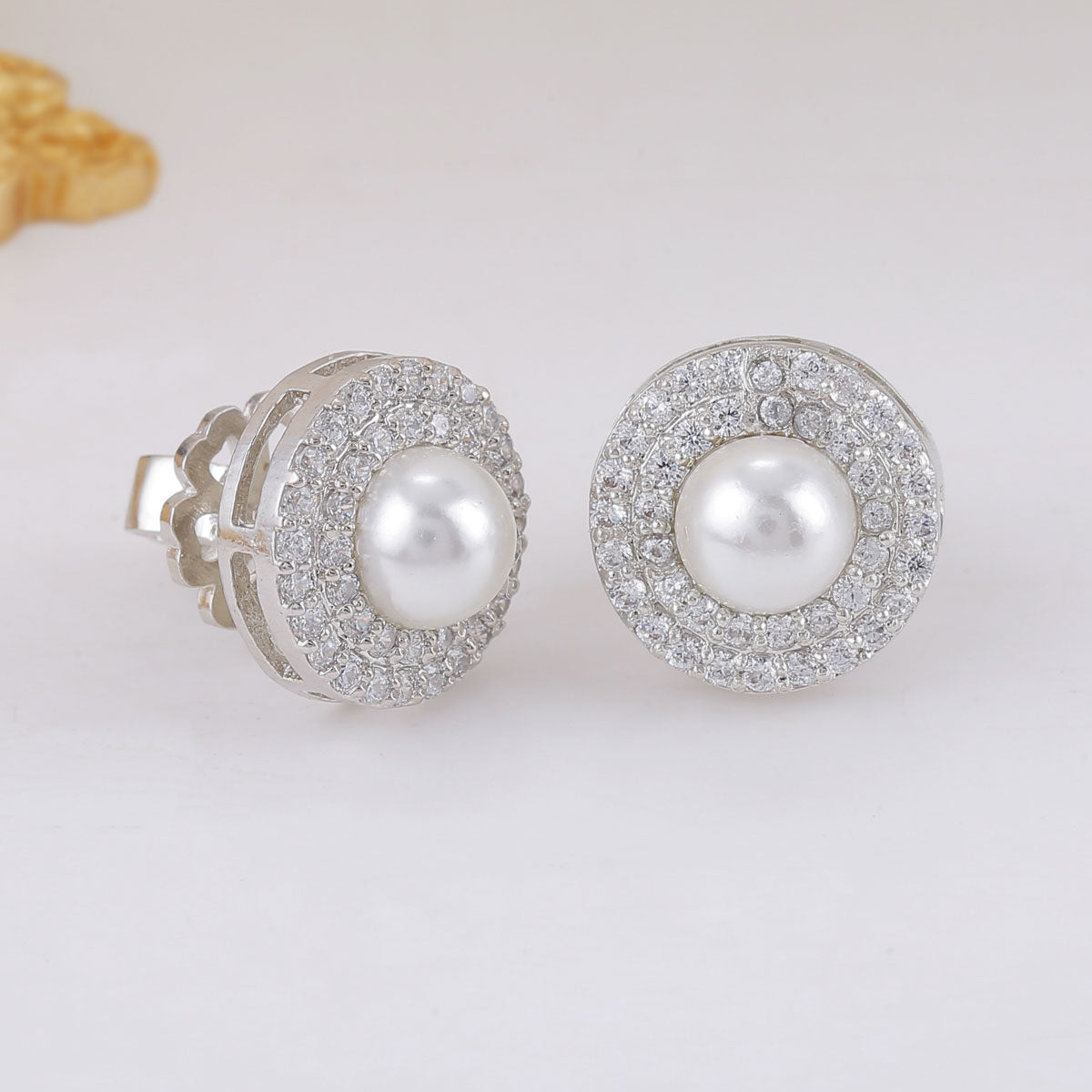 Calista Pendant Set