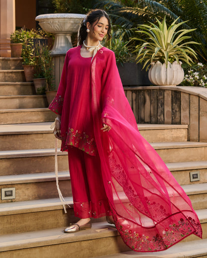 Taru Pink Embroidered Chanderi Suit Set