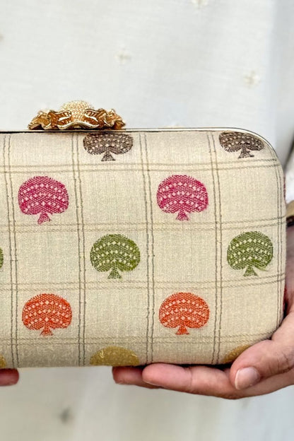 Maathule Silk Clutch - Off-white