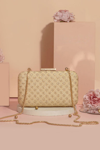AMYRA - Inaya box clutch- Gold