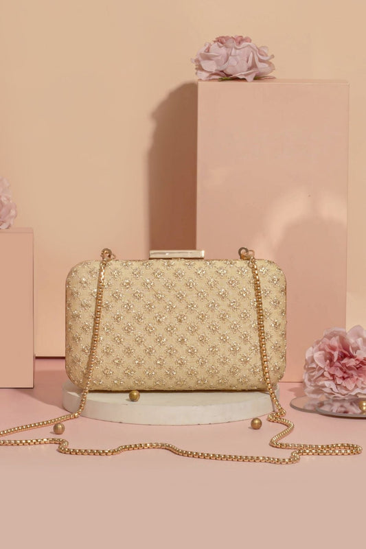 AMYRA - Inaya box clutch- Gold