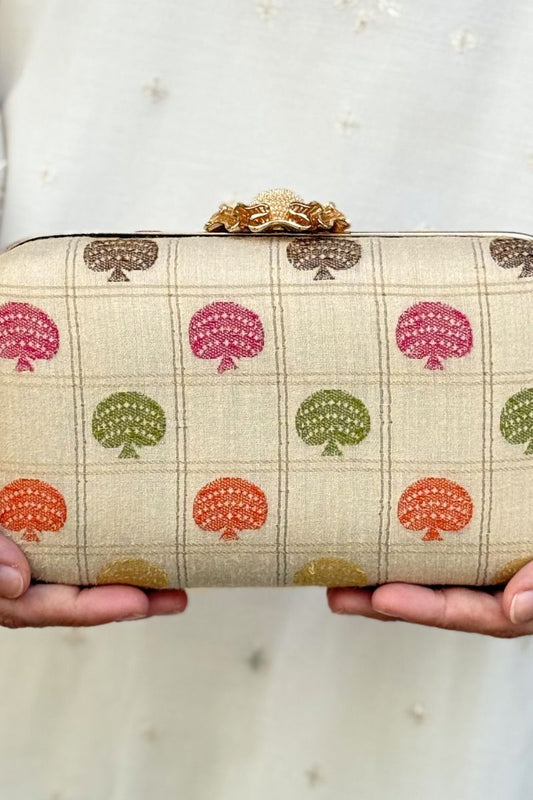 Maathule Silk Clutch - Off-white