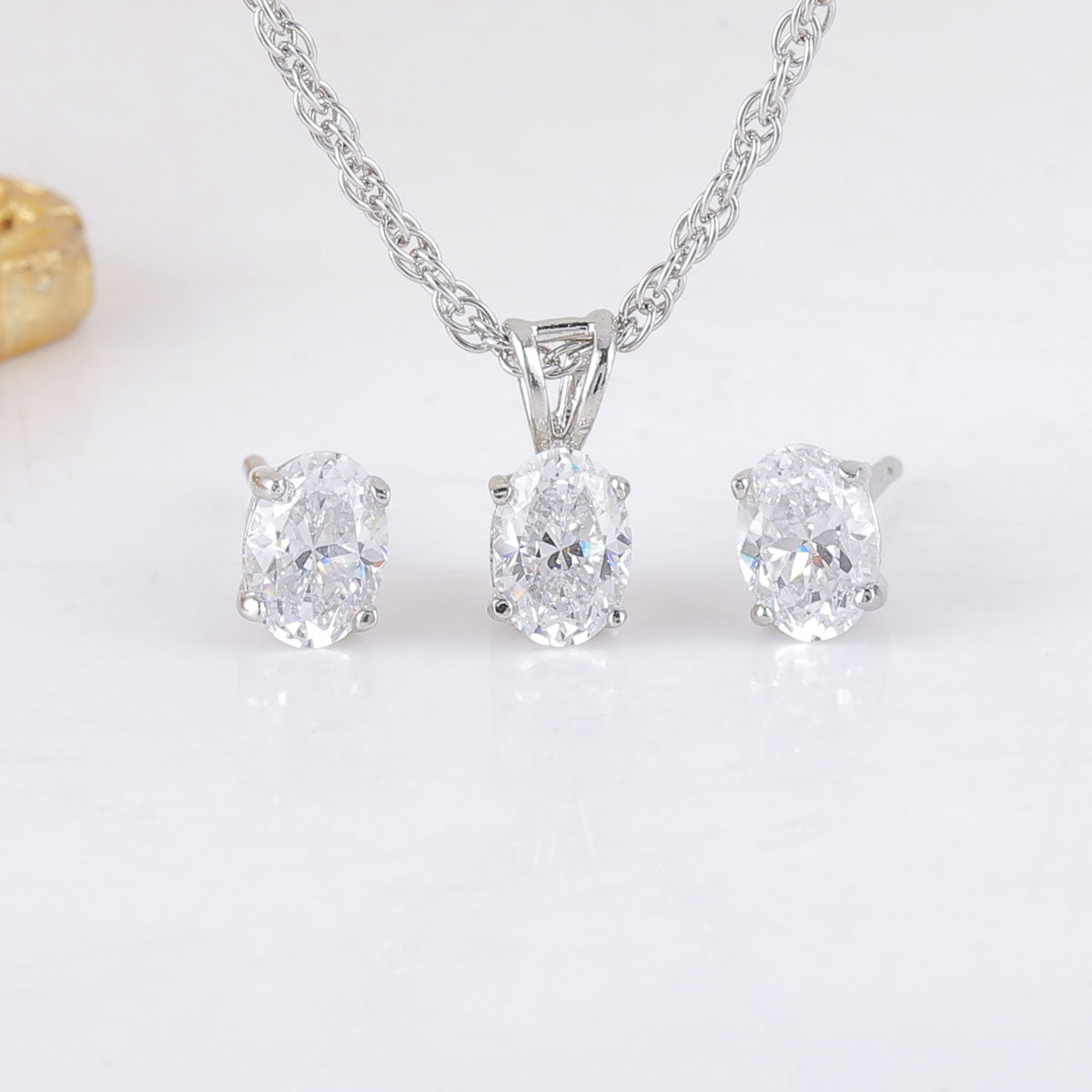 Somina Pendant Set