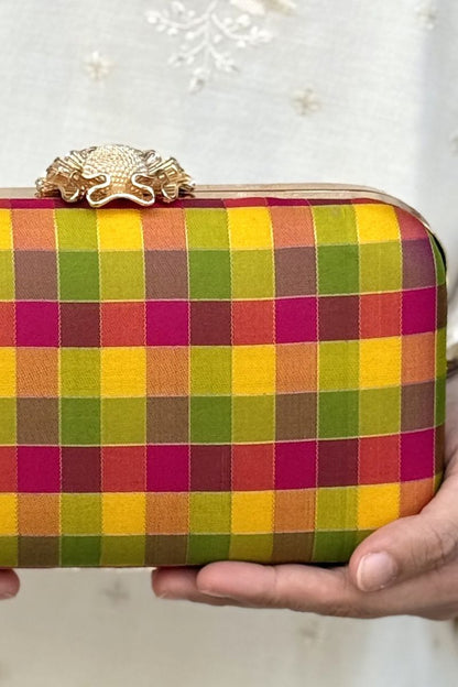 Yaazhi Silk Kattam Clutch - Multicolor