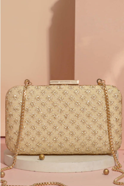 AMYRA - Inaya box clutch- Gold