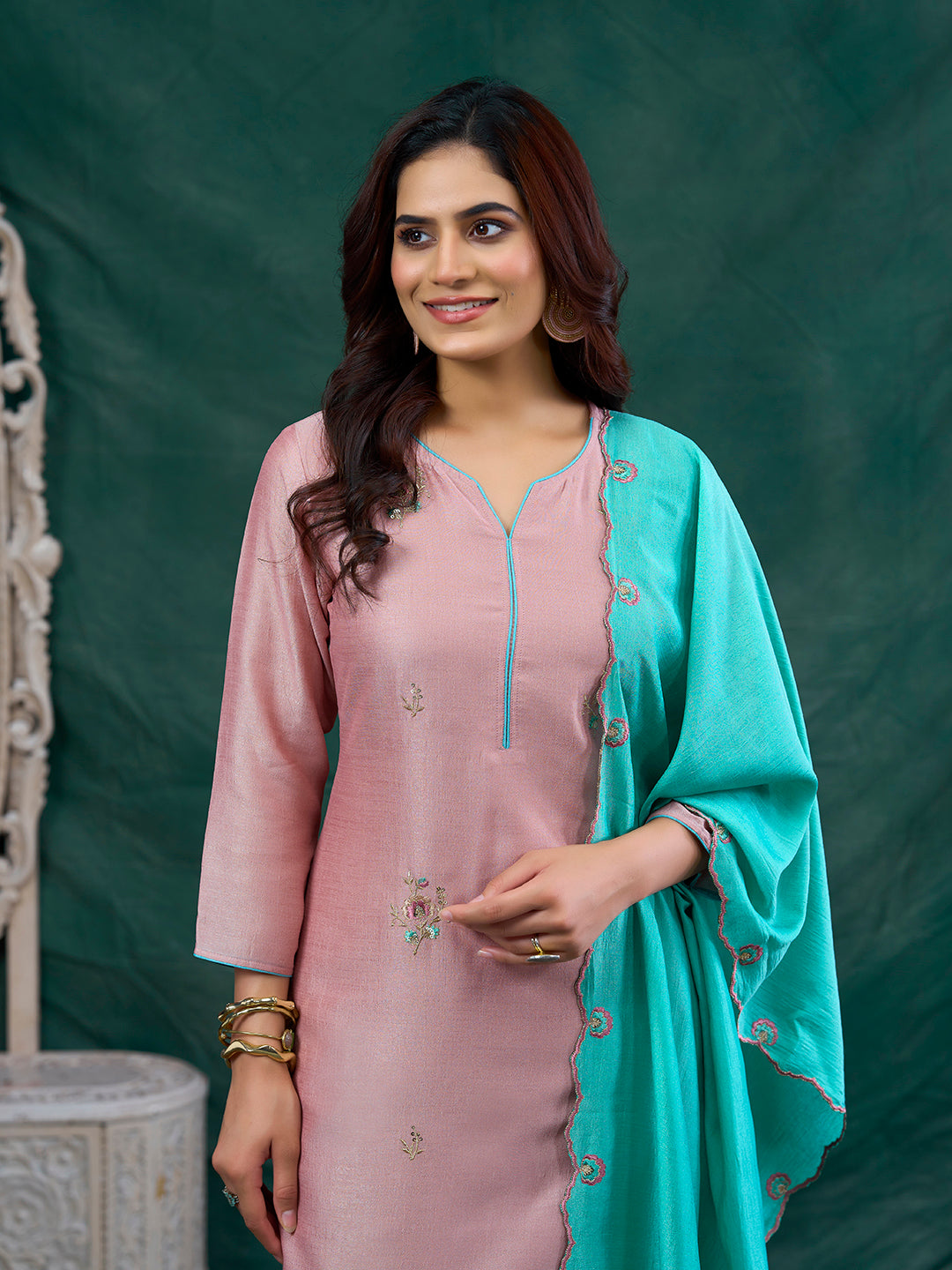 Rose Pink Embroidered Chinon Kurta with Dupatta Set |  Embroidered Kurta Set With Dupatta | oneside dupatta view
