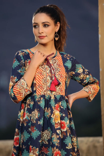 Women Blue Floral Printed Cotton Top