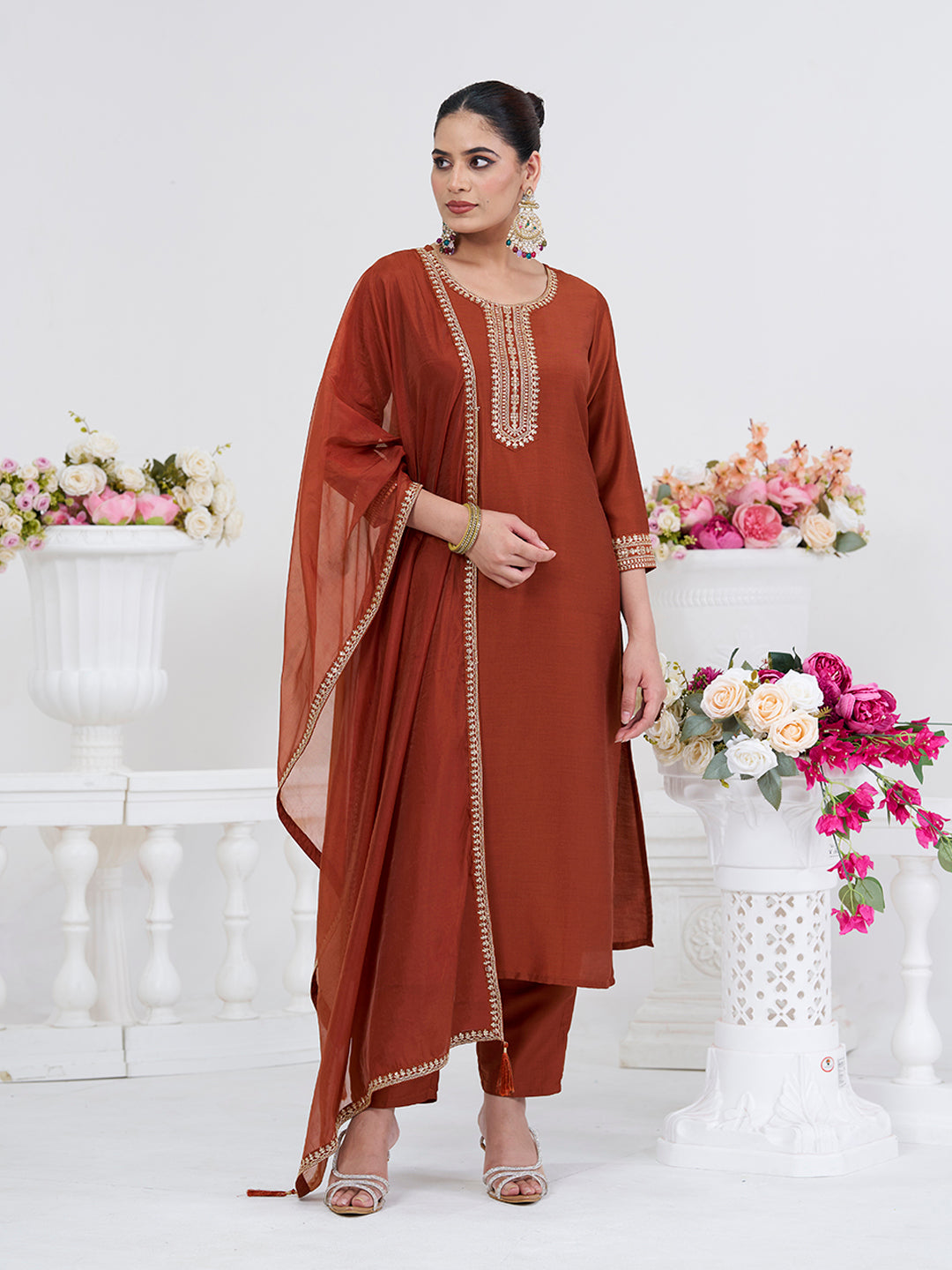 Coffee Embroidered Chinon Kurta with Dupatta Set | embroidered kurta set for women | oneside dupatta view