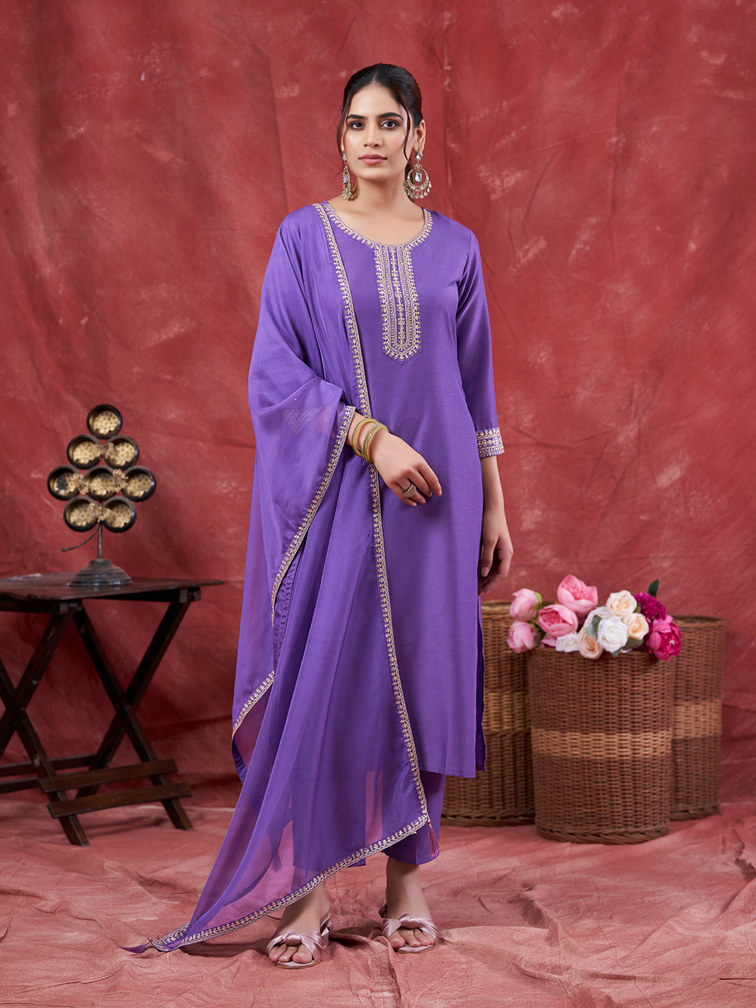 Lavender Embroidered Chinon Kurta with Dupatta Set | kurti set for women| Frontside oneside dupatta view