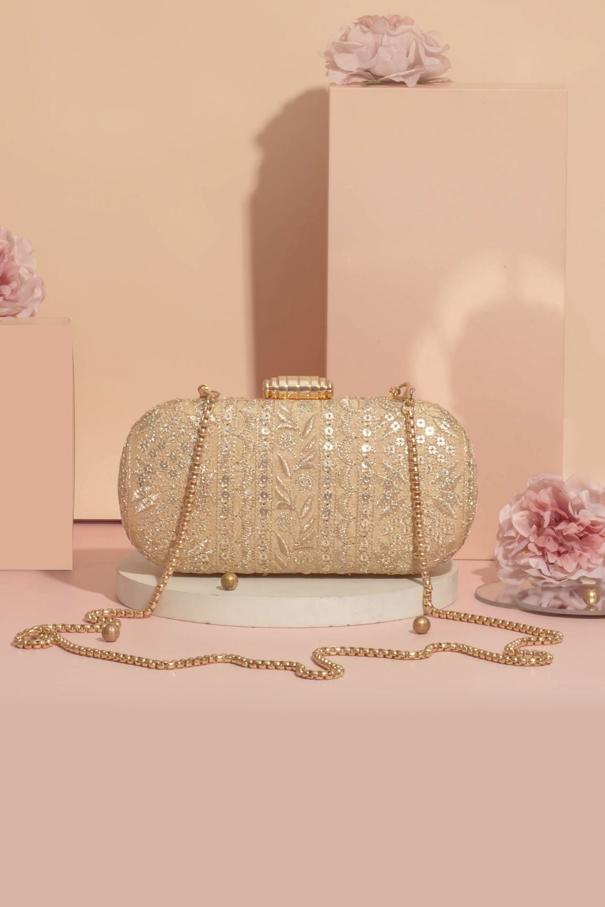AMYRA - Mirai Embroidered Clutch - Gold