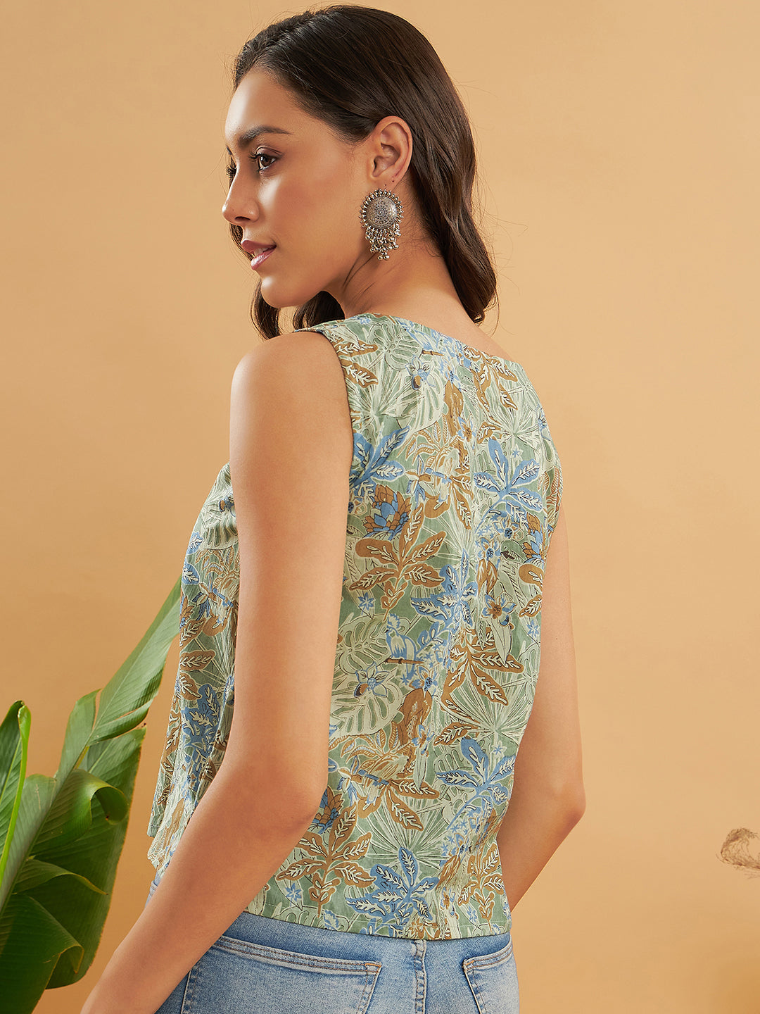 Dull Green Leaf Floral Print Sleeveless Top